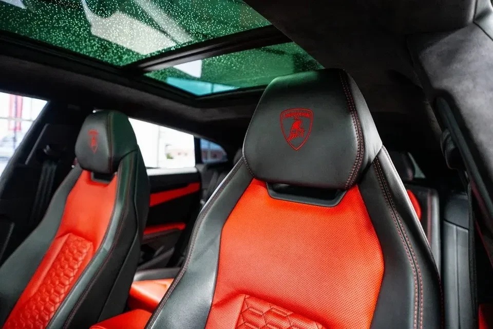 2021 Lamborghini Urus - Image 8 of 13