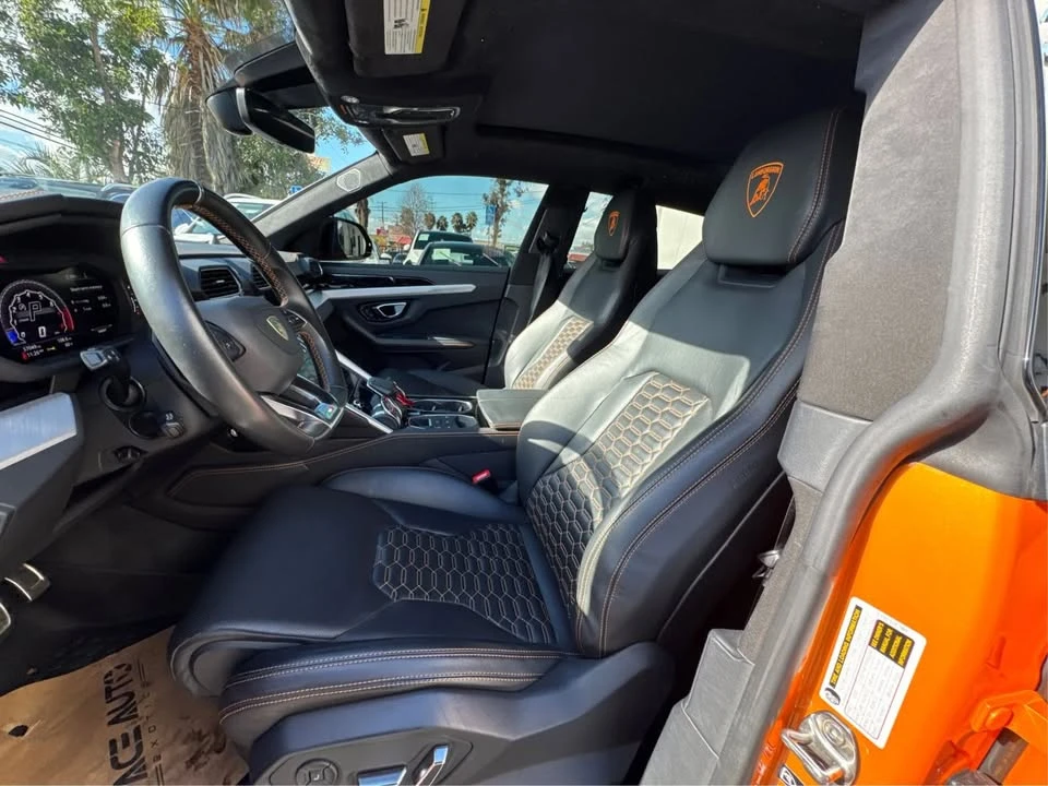 2021 Lamborghini Urus - Image 8 of 19