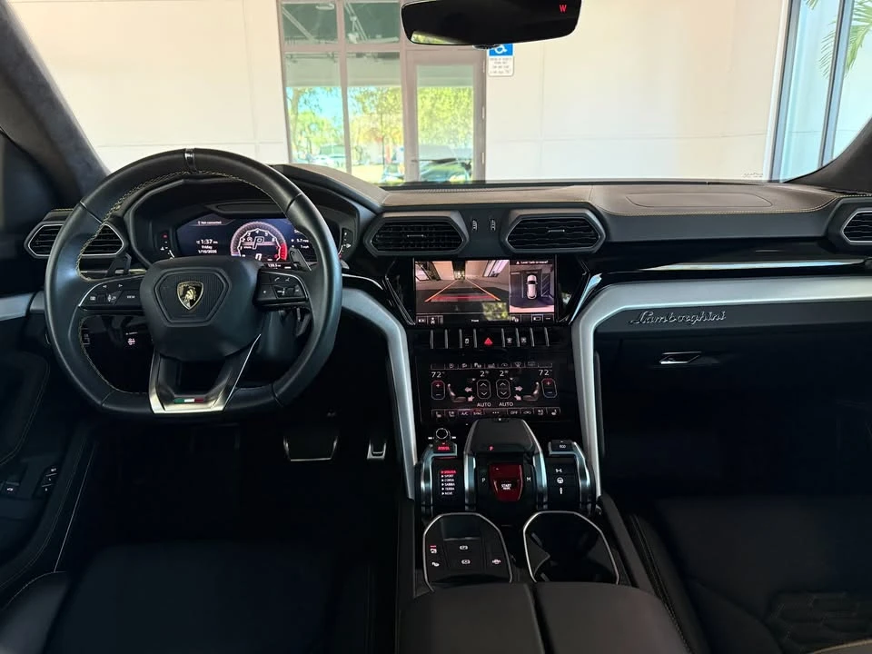 2021 Lamborghini Urus - Image 16 of 20