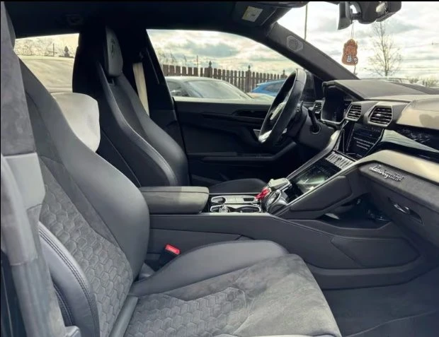 2021 Lamborghini Urus - Image 10 of 14