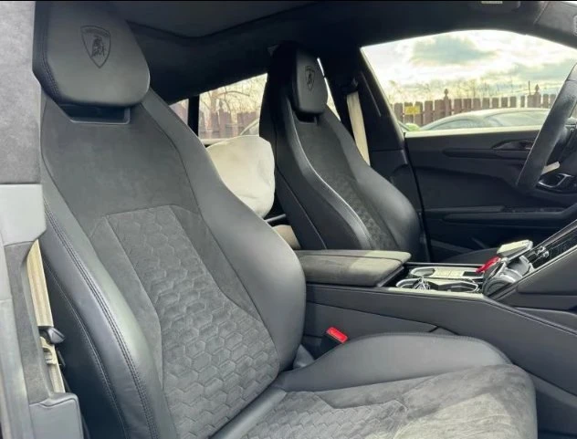 2021 Lamborghini Urus - Image 7 of 14
