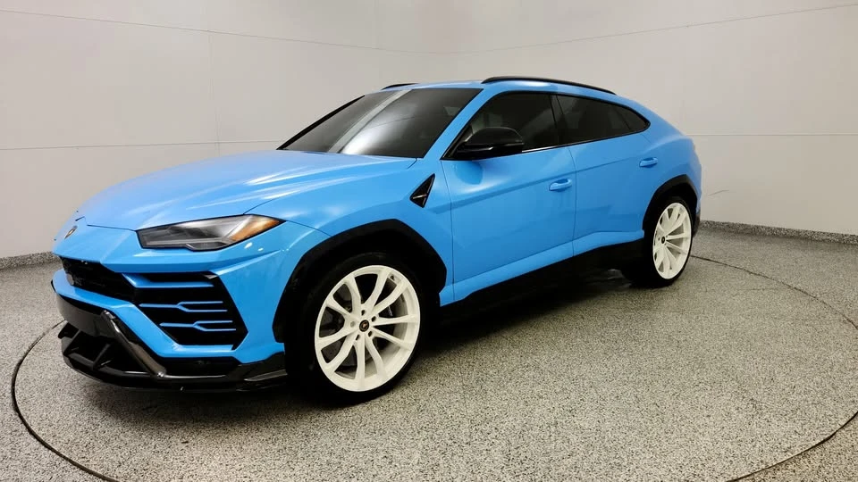 2021 Lamborghini Urus - Image 3 of 17