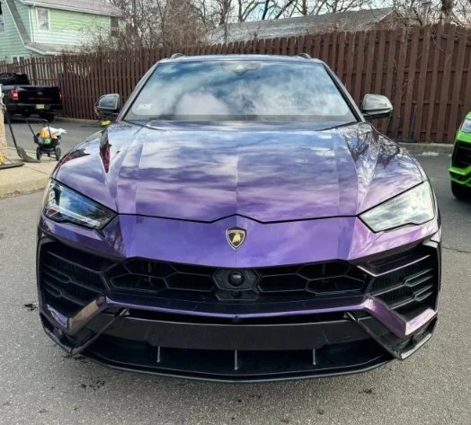 2021 Lamborghini Urus - Image 2 of 14