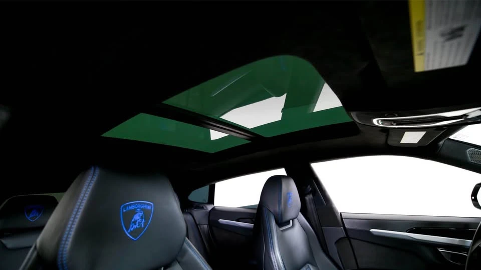 2021 Lamborghini Urus - Image 18 of 20