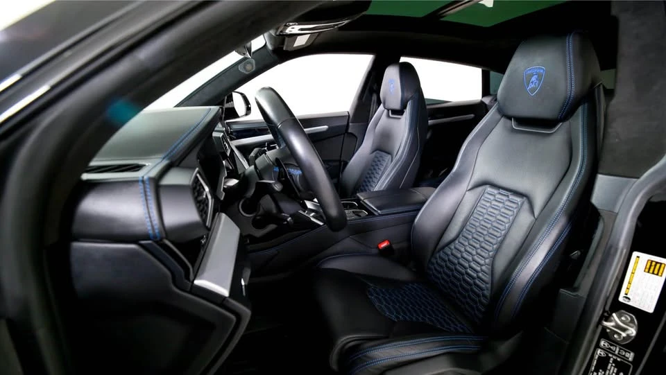 2021 Lamborghini Urus - Image 8 of 20