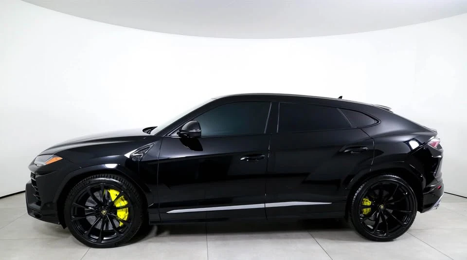 2021 Lamborghini Urus - Image 3 of 20