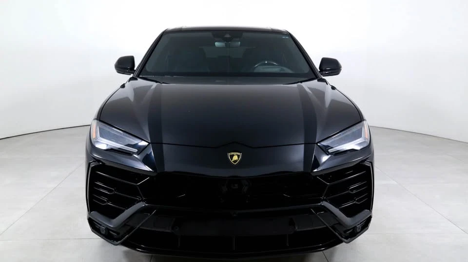 2021 Lamborghini Urus - Image 2 of 20