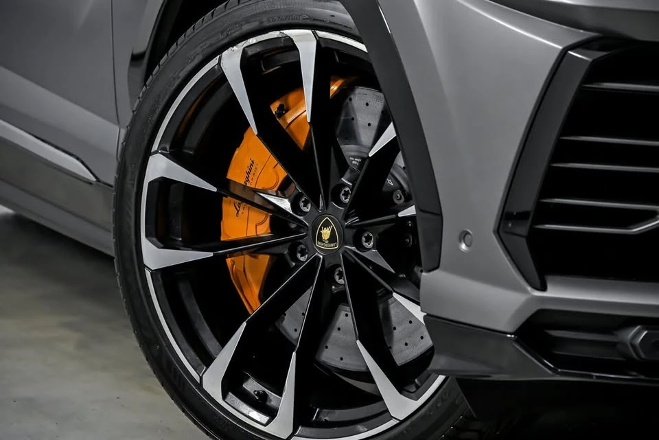 2021 Lamborghini Urus - Image 4 of 20