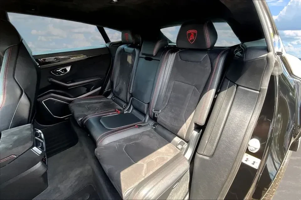 2021 Lamborghini Urus - Image 8 of 20