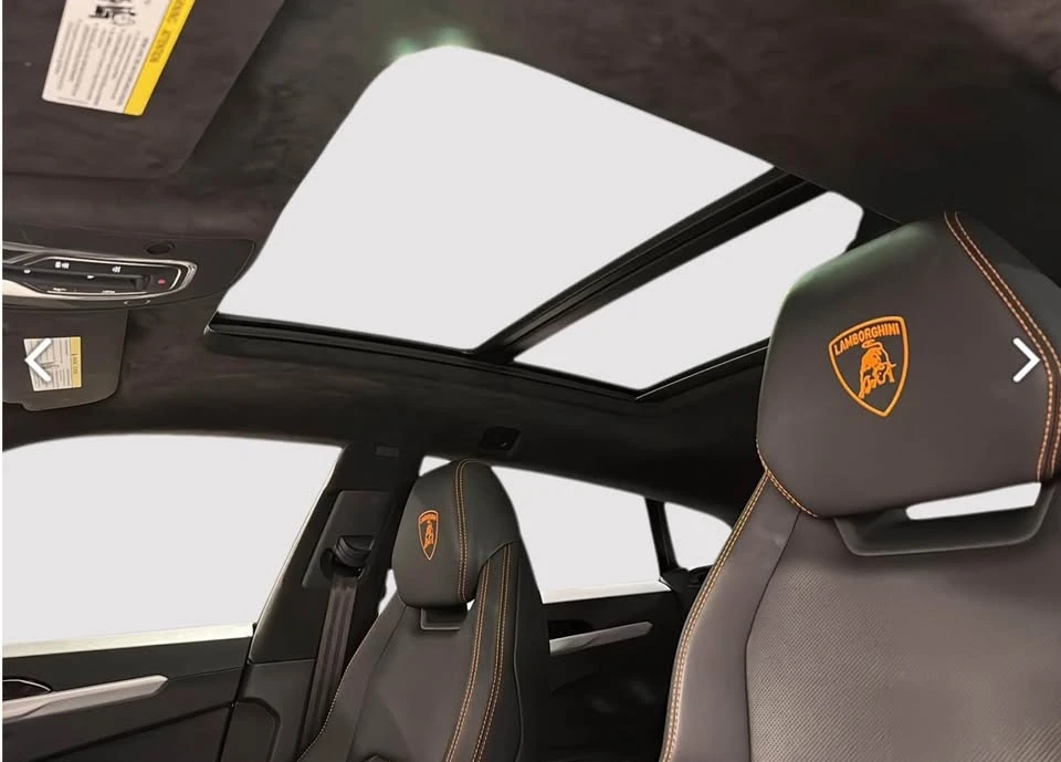 2021 Lamborghini Urus - Image 10 of 11