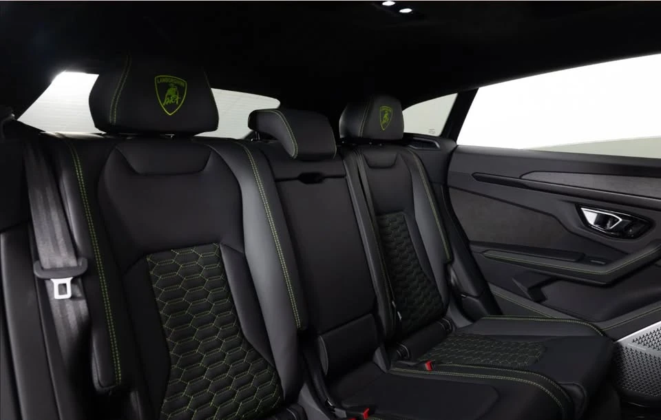2021 Lamborghini Urus - Image 12 of 17