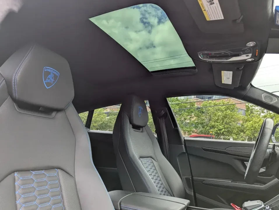 2021 Lamborghini Urus - Image 16 of 20