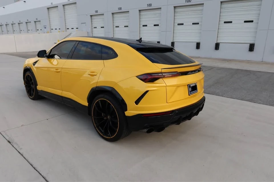 2021 Lamborghini Urus - Image 7 of 19