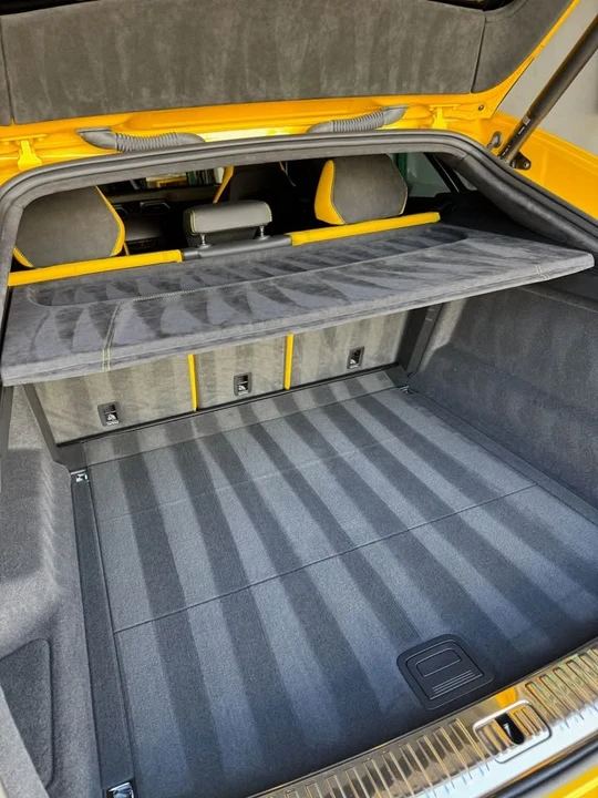 2021 Lamborghini Urus - Image 17 of 19