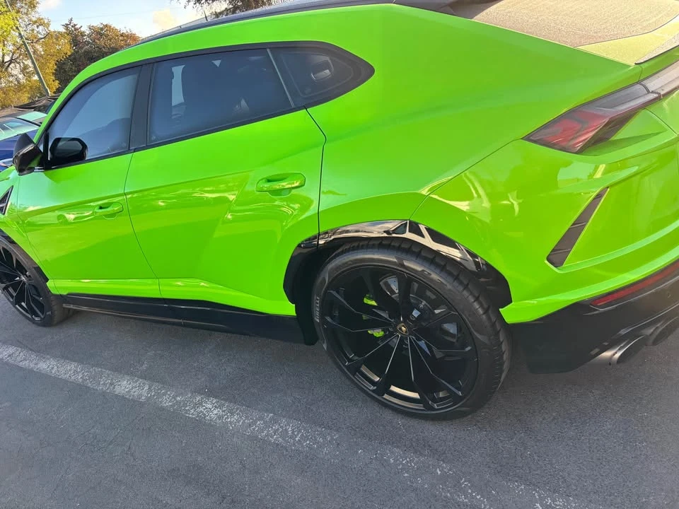 2021 Lamborghini Urus - Image 6 of 7