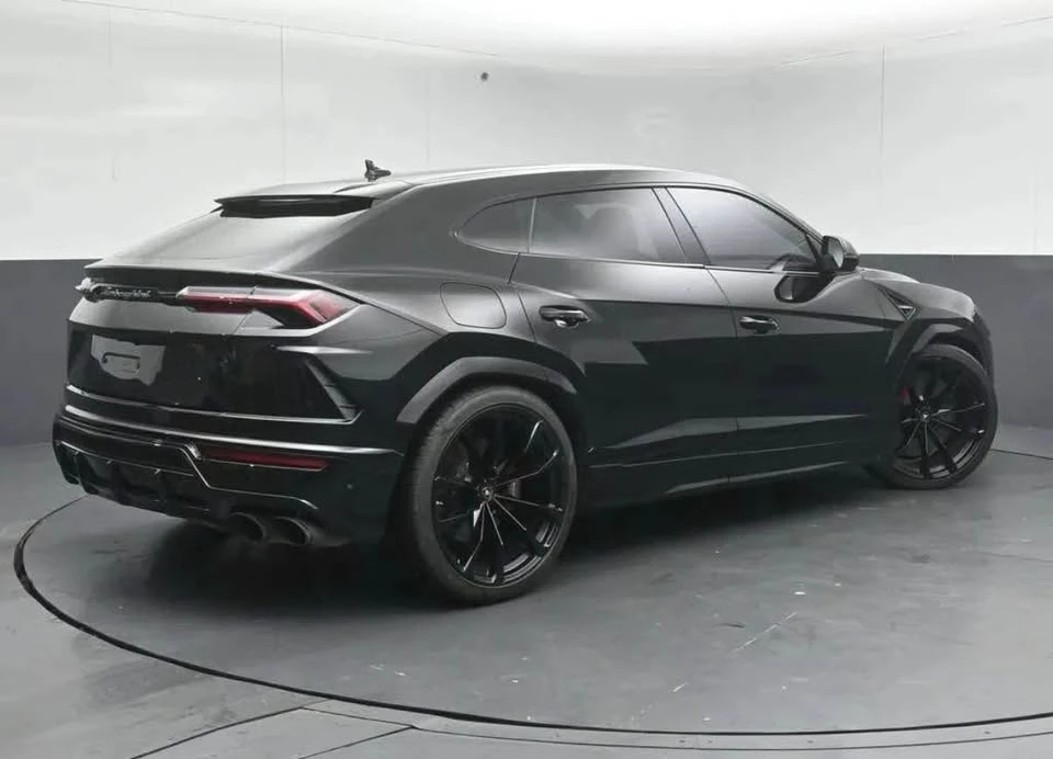 2021 Lamborghini Urus - Image 7 of 19