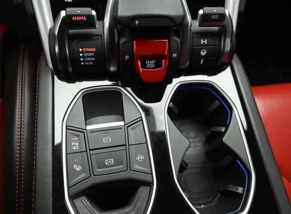 2021 Lamborghini Urus - Image 14 of 19