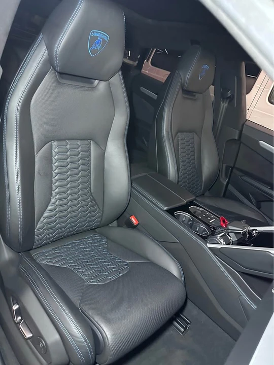 2021 Lamborghini Urus - Image 13 of 16