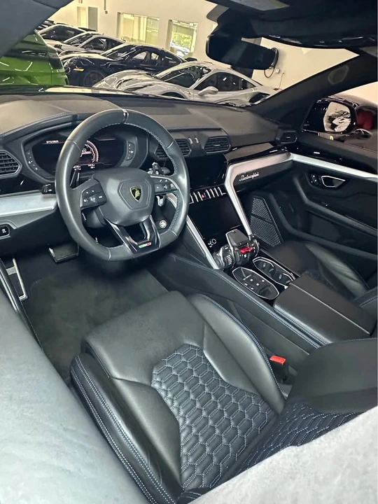 2021 Lamborghini Urus - Image 11 of 16