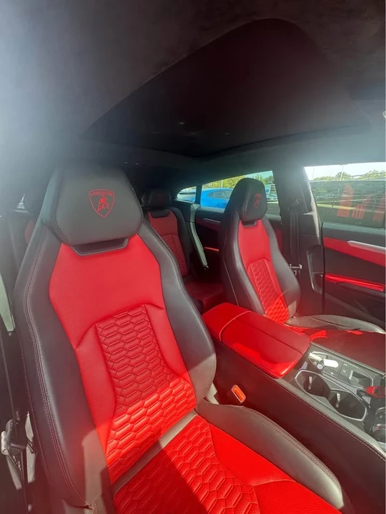 2021 Lamborghini Urus - Image 12 of 14