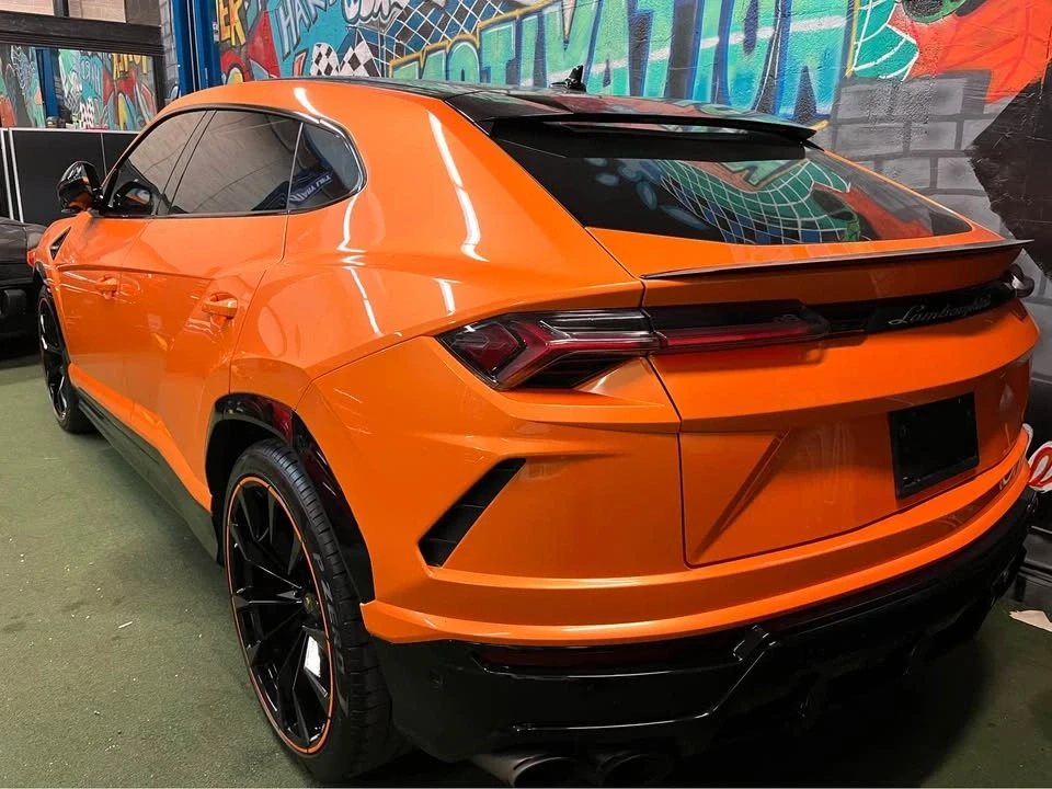 2021 Lamborghini Urus - Image 6 of 6