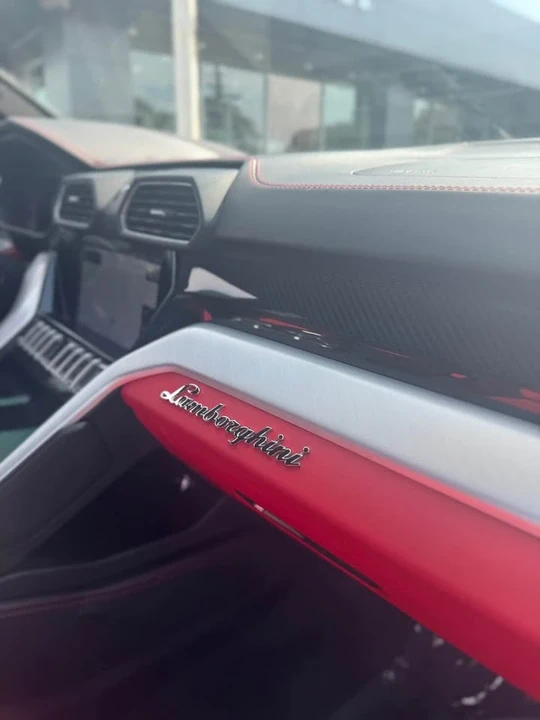 2021 Lamborghini Urus - Image 14 of 14