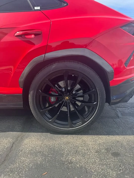 2021 Lamborghini Urus - Image 4 of 14