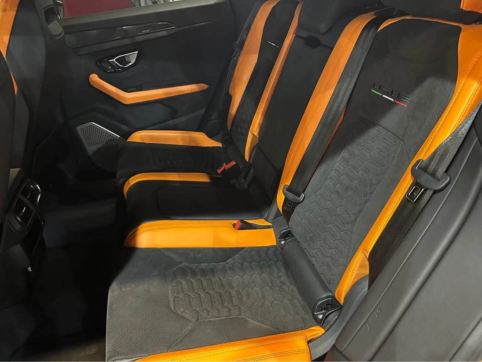 2021 Lamborghini Urus - Image 10 of 12