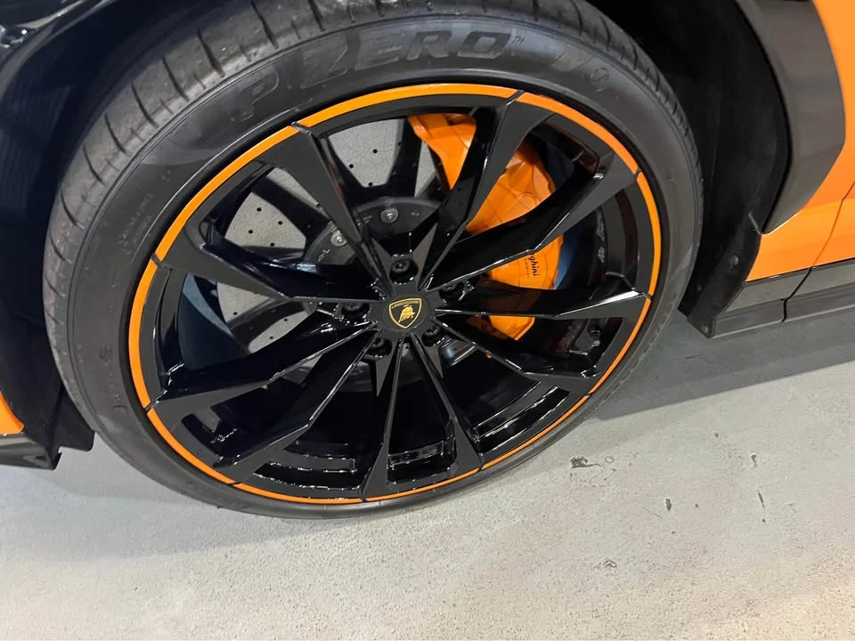 2021 Lamborghini Urus - Image 12 of 12