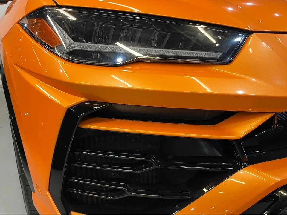 2021 Lamborghini Urus - Image 2 of 8