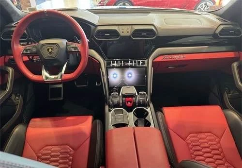2021 Lamborghini Urus - Image 3 of 4