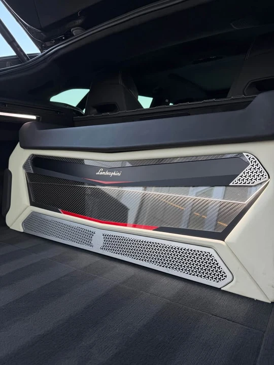 2021 Lamborghini Urus - Image 10 of 10
