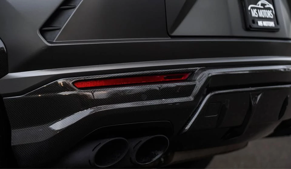 2021 Lamborghini Urus - Image 7 of 17