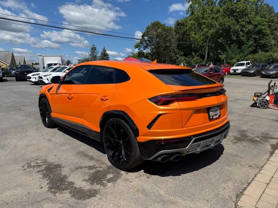2021 Lamborghini Urus - Image 5 of 12
