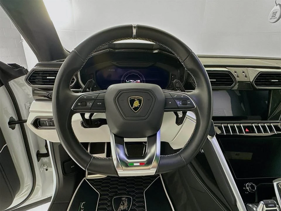 2021 Lamborghini Urus - Image 6 of 19