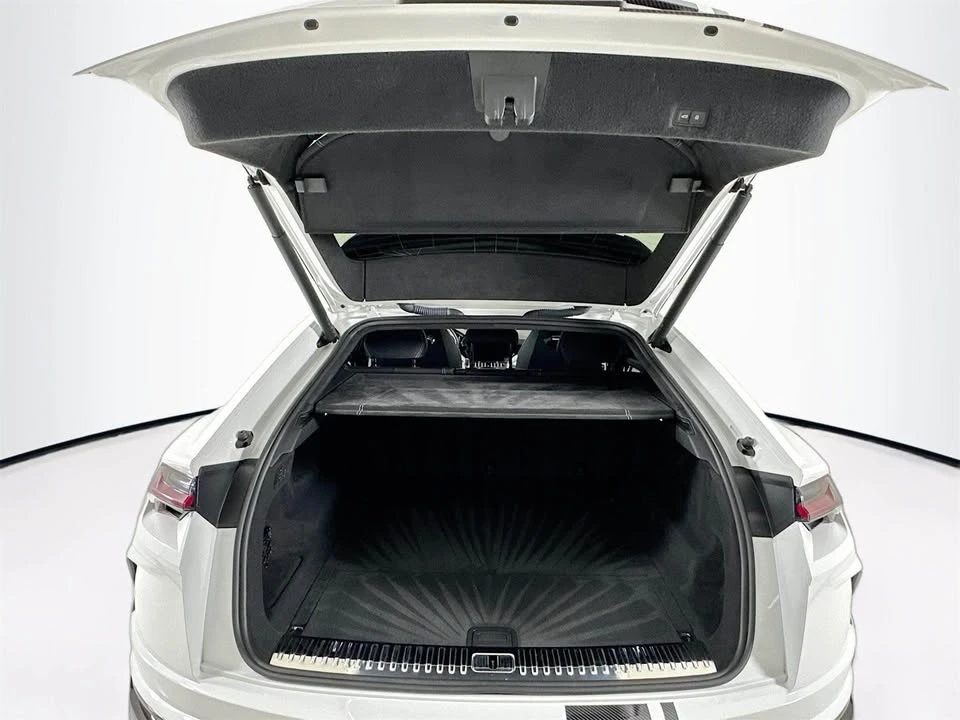 2021 Lamborghini Urus - Image 13 of 19