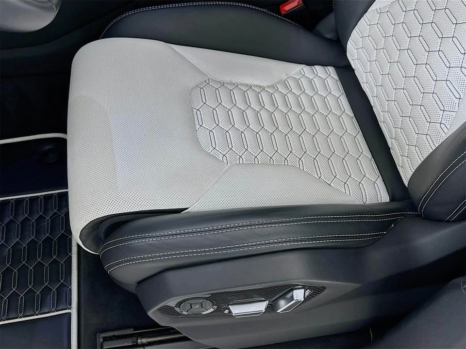 2021 Lamborghini Urus - Image 15 of 19