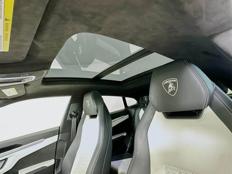 2021 Lamborghini Urus - Image 19 of 19