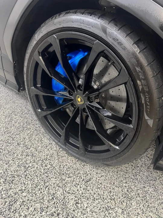 2021 Lamborghini Urus - Image 4 of 4
