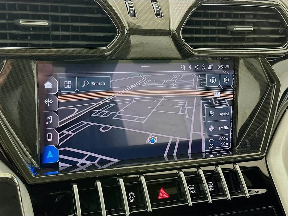 2021 Lamborghini Urus - Image 8 of 19