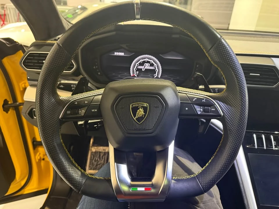 2021 Lamborghini Urus - Image 3 of 13