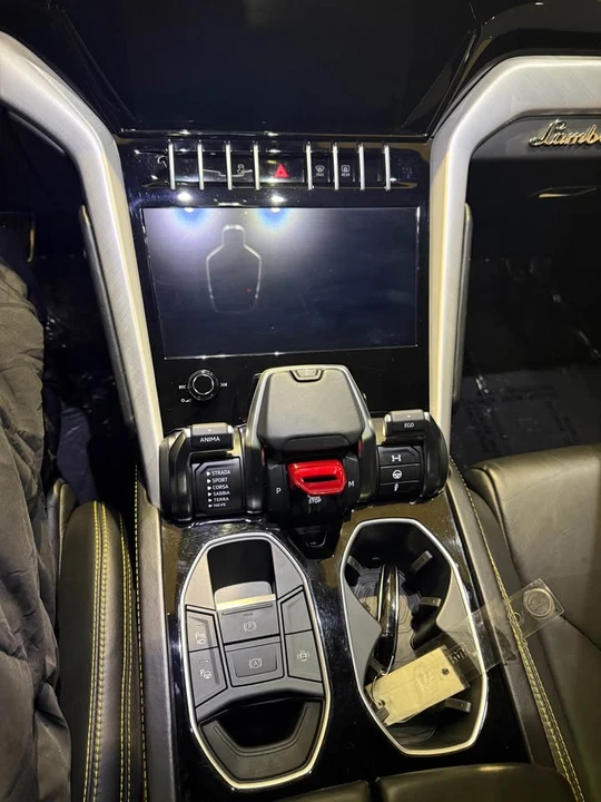 2021 Lamborghini Urus - Image 6 of 13