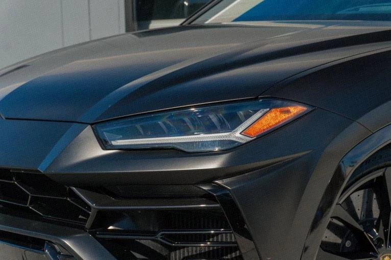 2021 Lamborghini Urus - Image 13 of 20