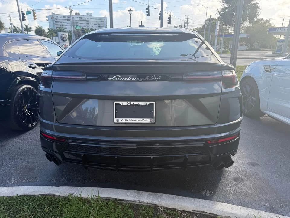 2021 Lamborghini Urus - Image 6 of 11
