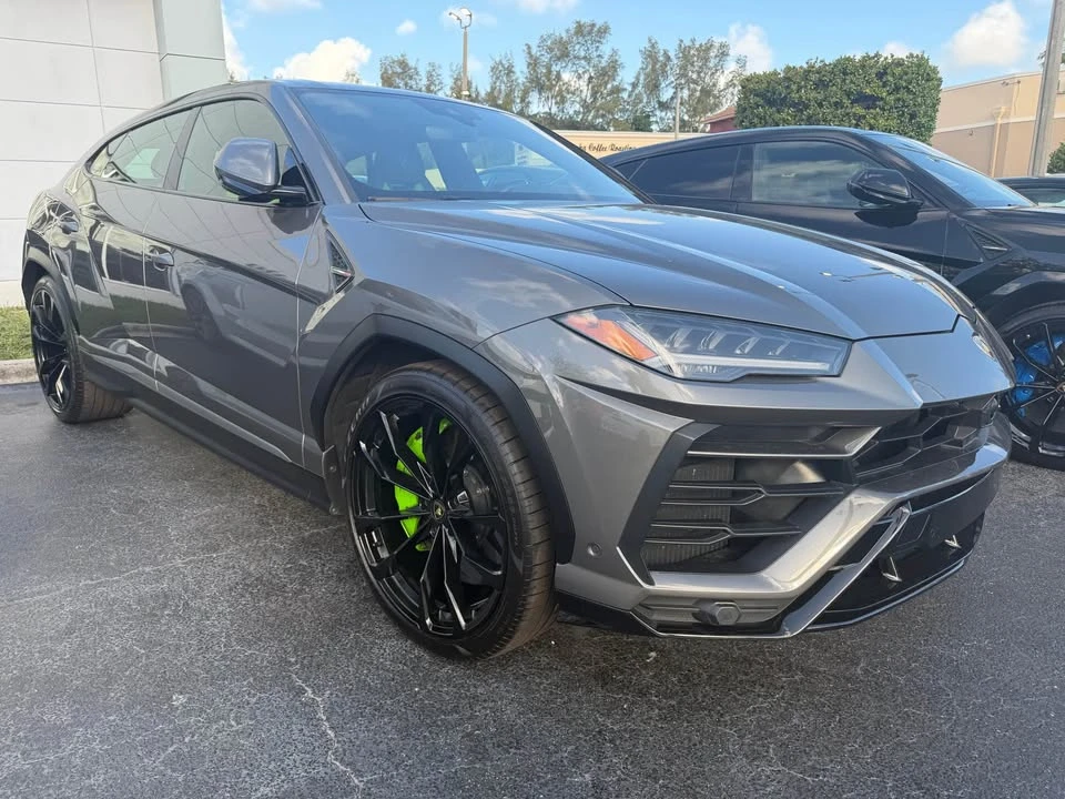 2021 Lamborghini Urus - Image 3 of 11