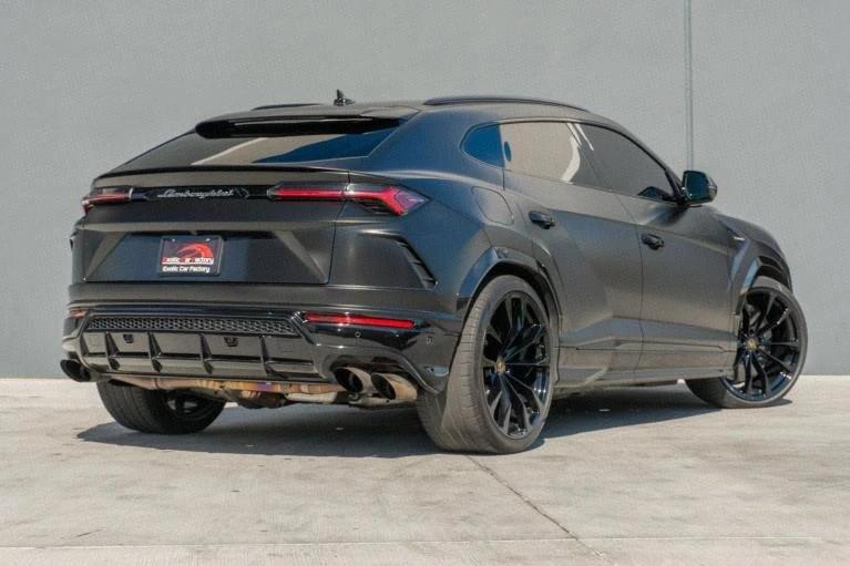 2021 Lamborghini Urus - Image 7 of 20