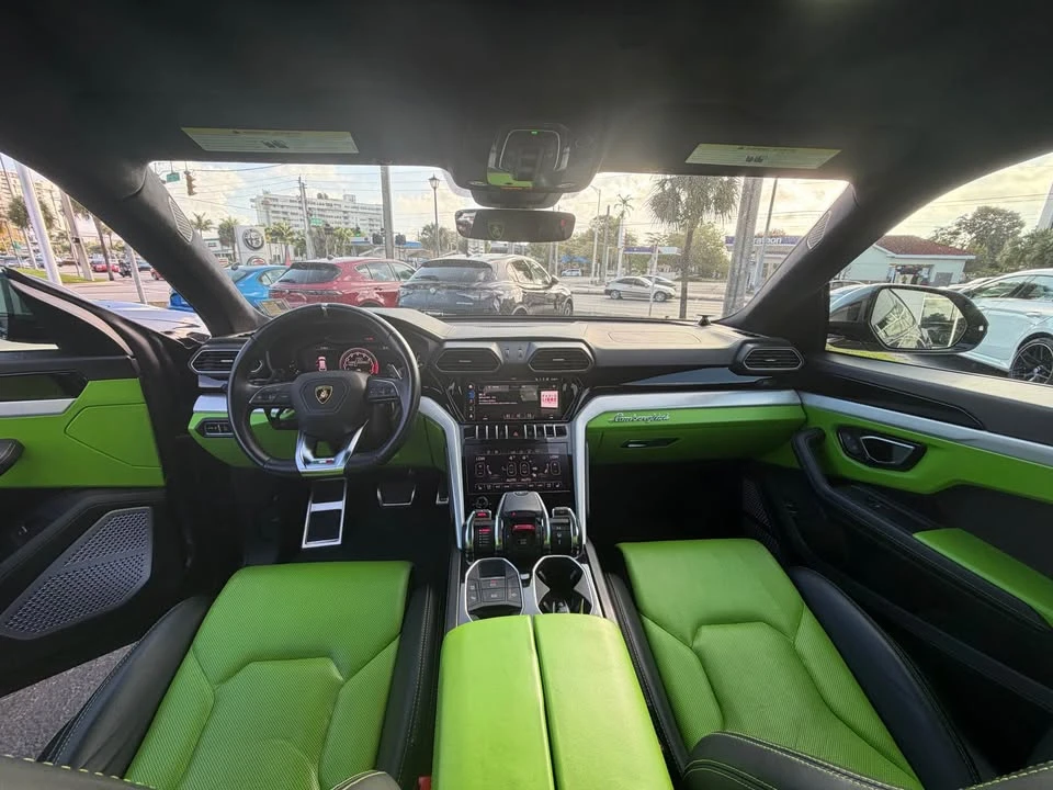 2021 Lamborghini Urus - Image 11 of 11