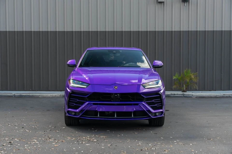 2021 Lamborghini Urus - Image 2 of 16