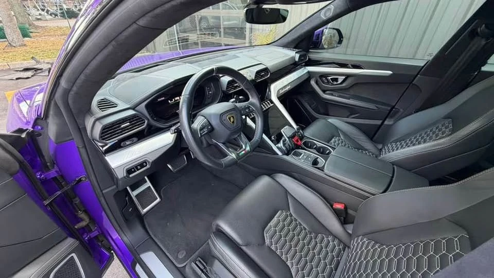 2021 Lamborghini Urus - Image 3 of 5