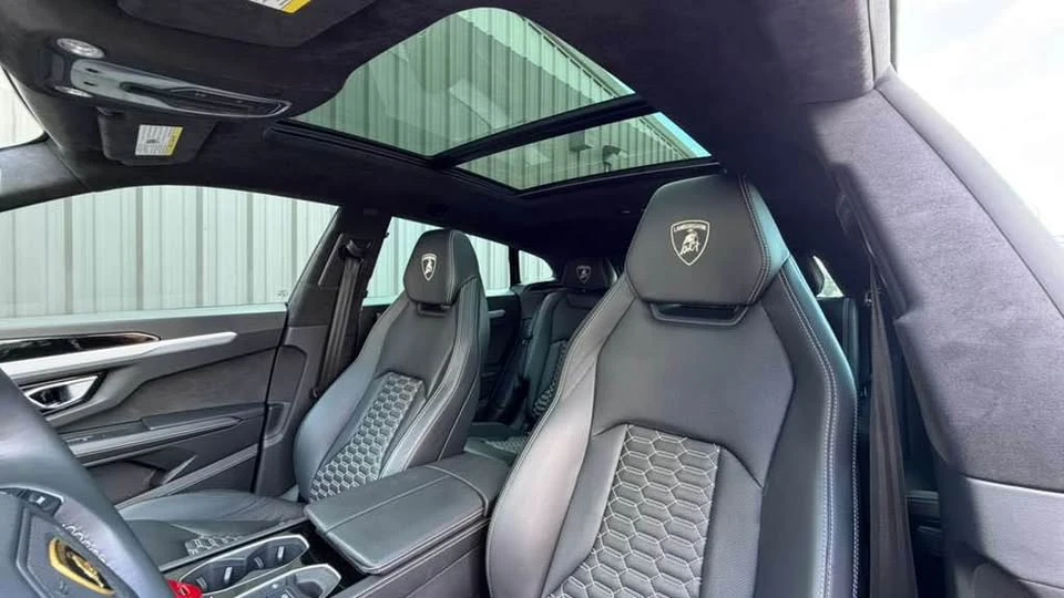 2021 Lamborghini Urus - Image 4 of 5